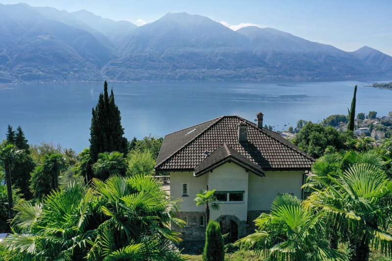 Maison de maître avec grand jardin et vue sur le lac à 180° (62)
