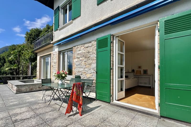 Maison de maître avec grand jardin et vue sur le lac à 180° (7)