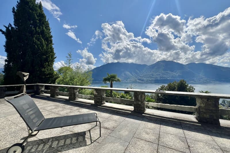Maison de maître avec grand jardin et vue sur le lac à 180° (42)