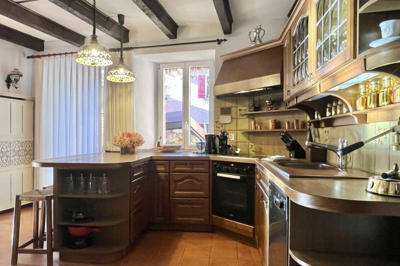 "Casa Castello" - A historic home for people looking for something special !!! (7)