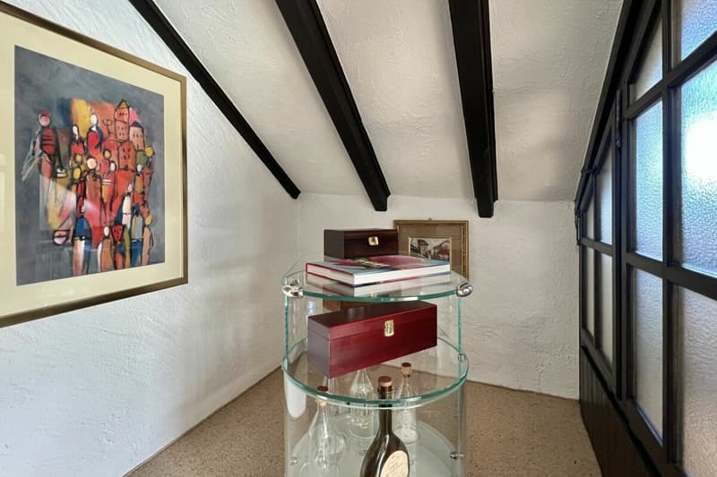 "Casa Castello" - A historic home for people looking for something special !!! (52)