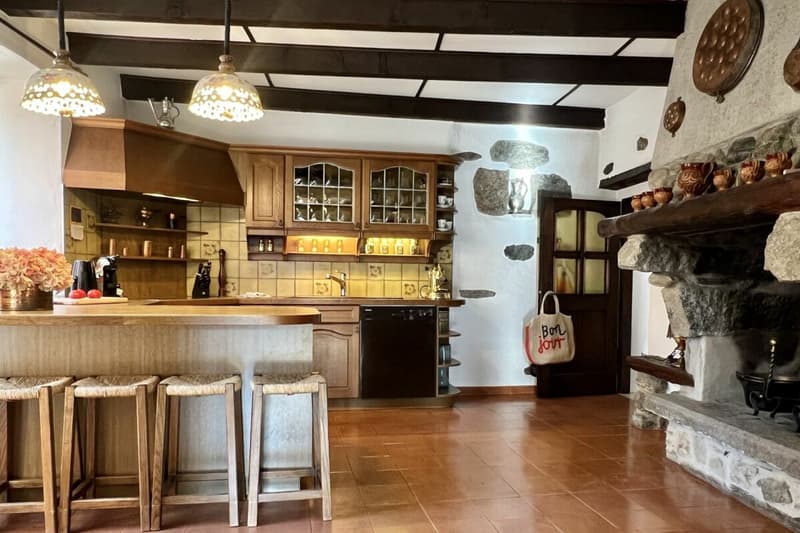 "Casa Castello" - A historic home for people looking for something special !!! (16)
