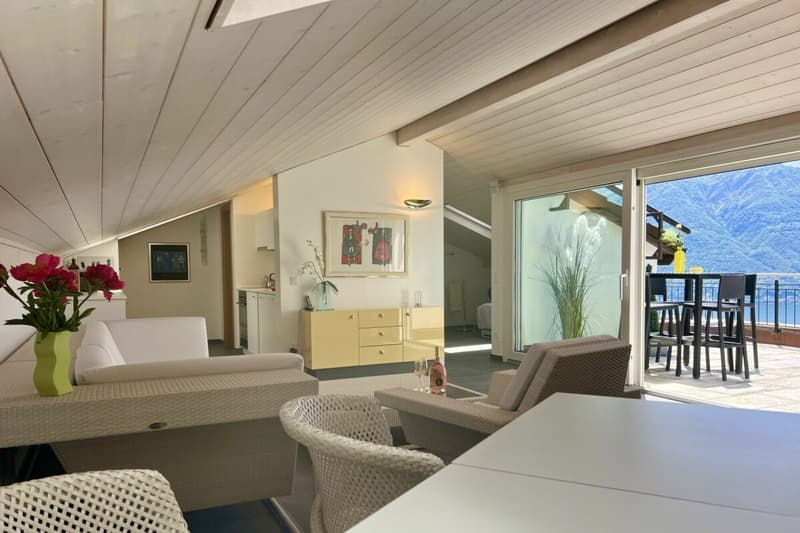 TOP LAGE mit 180° Seesicht - Exklusive Wohnung mit separatem Gästebereich und Gemeinschaftspool (33)