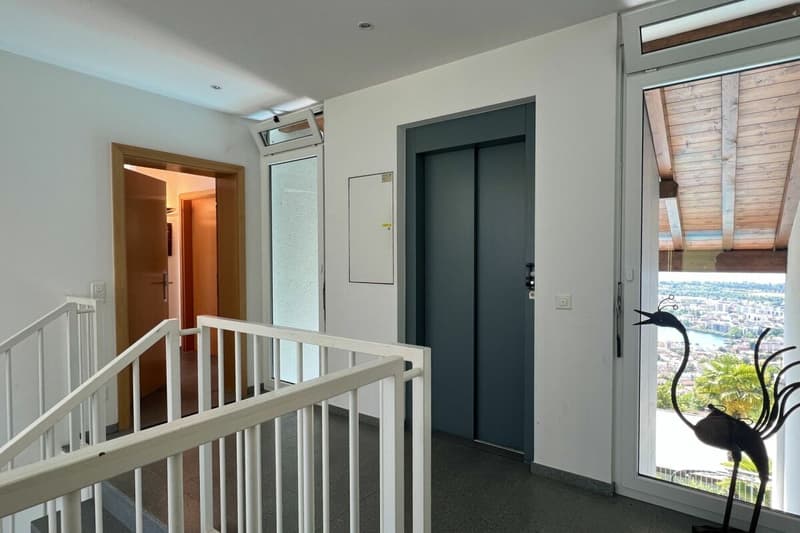TOP LAGE mit 180° Seesicht - Exklusive Wohnung mit separatem Gästebereich und Gemeinschaftspool (26)