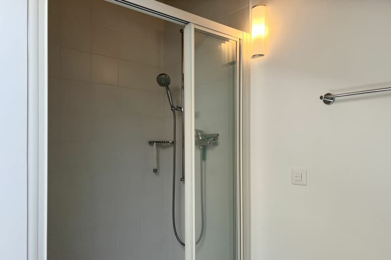 TOP LAGE mit 180° Seesicht - Exklusive Wohnung mit separatem Gästebereich und Gemeinschaftspool (38)