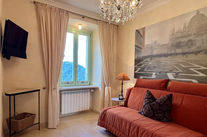 ITALY / Lake di Lugano - Two-bedroom duplex residence with panoramic views over Lake Lugano (13)