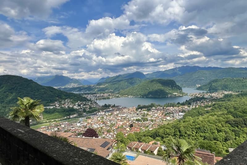 ITALY / Lake di Lugano - Two-bedroom duplex residence with panoramic views over Lake Lugano (14)