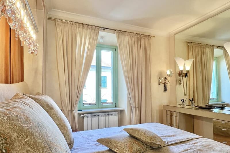 ITALY / Lake di Lugano - Two-bedroom duplex residence with panoramic views over Lake Lugano (38)