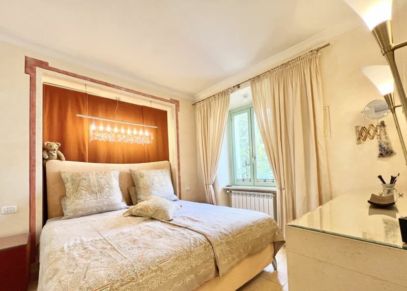 ITALY / Lake di Lugano - Two-bedroom duplex residence with panoramic views over Lake Lugano (15)