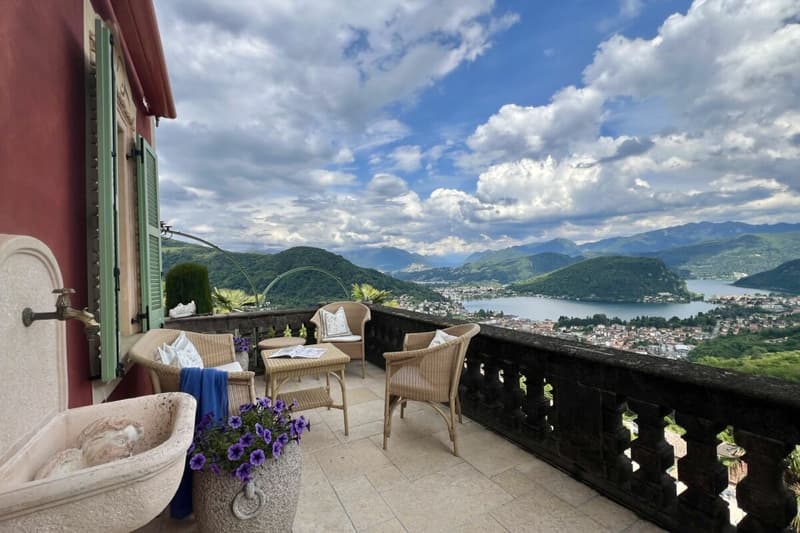 ITALY / Lake di Lugano - Two-bedroom duplex residence with panoramic views over Lake Lugano (25)