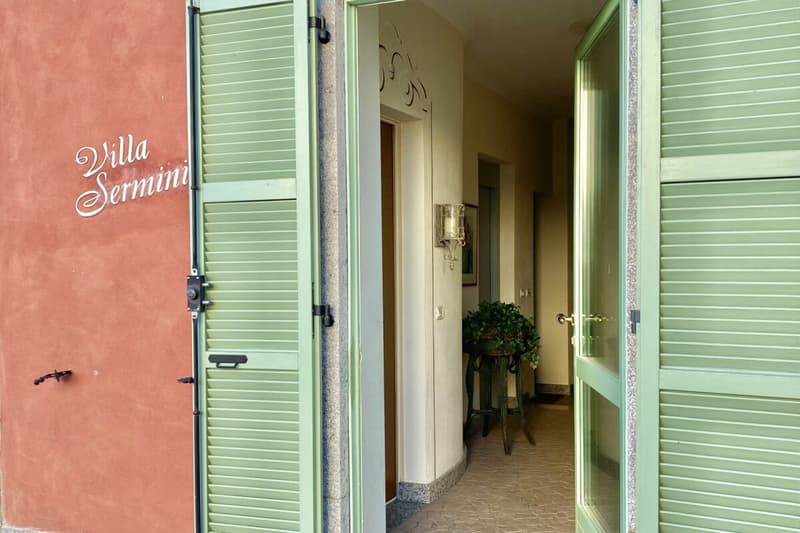 ITALY / Lake di Lugano - Two-bedroom duplex residence with panoramic views over Lake Lugano (20)