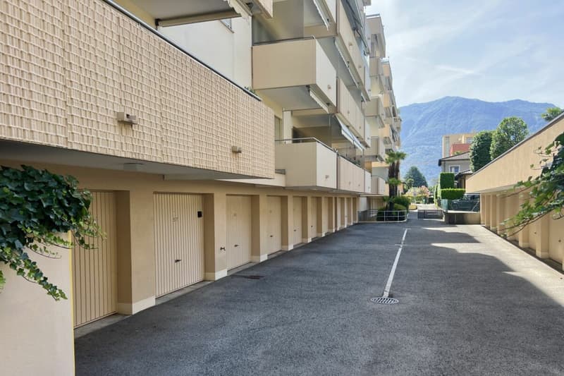 Elegante Attikawohnung mit grosser Sonnenterrasse und Gemeinschaftspool - Nähe See und Zentrum ASCONA (9)