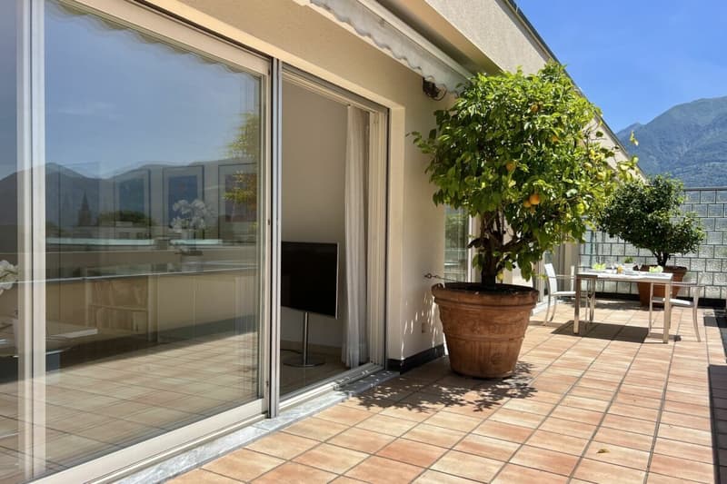 Elegante Attikawohnung mit grosser Sonnenterrasse und Gemeinschaftspool - Nähe See und Zentrum ASCONA (25)
