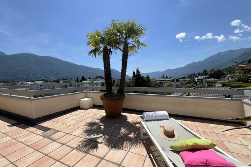 Elegante Attikawohnung mit grosser Sonnenterrasse und Gemeinschaftspool - Nähe See und Zentrum ASCONA (16)