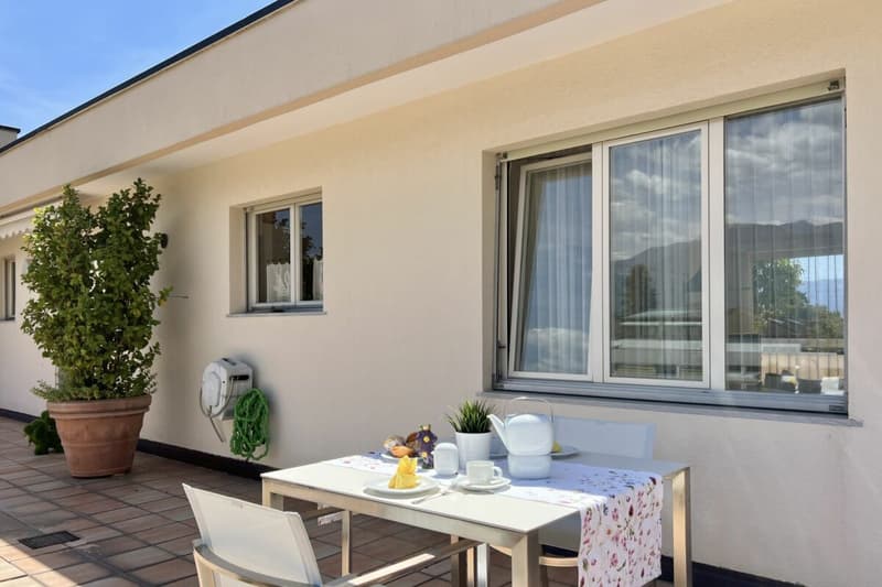 Elegante Attikawohnung mit grosser Sonnenterrasse und Gemeinschaftspool - Nähe See und Zentrum ASCONA (12)