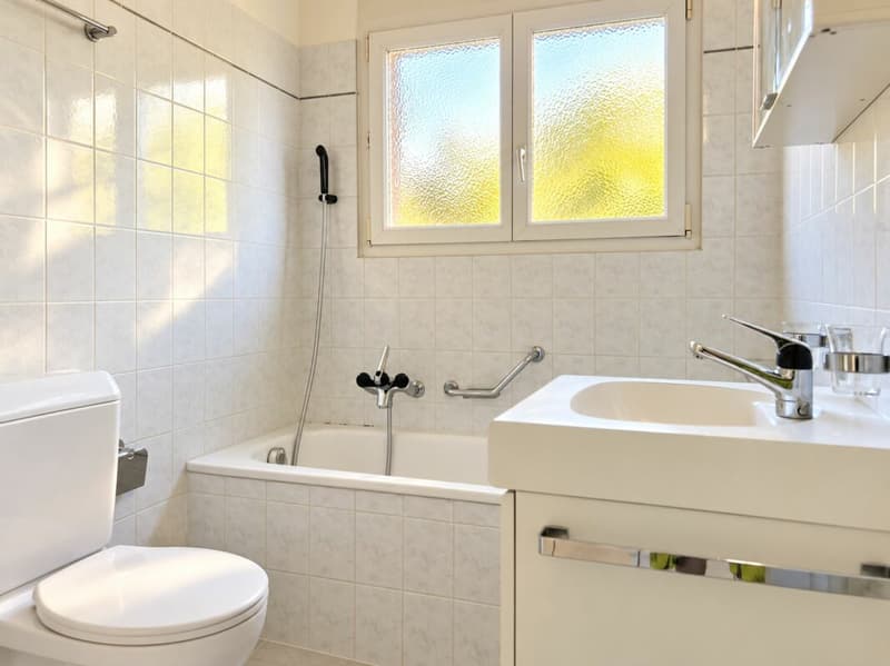 Mein Zuhause in Ascona in Seenähe mit Balkon und Stellplatz in der Garage (12)