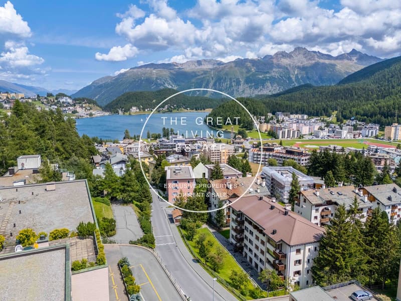 Elegante appartamento arredato di 2,5 locali a St. Moritz con vista panoramica (12)
