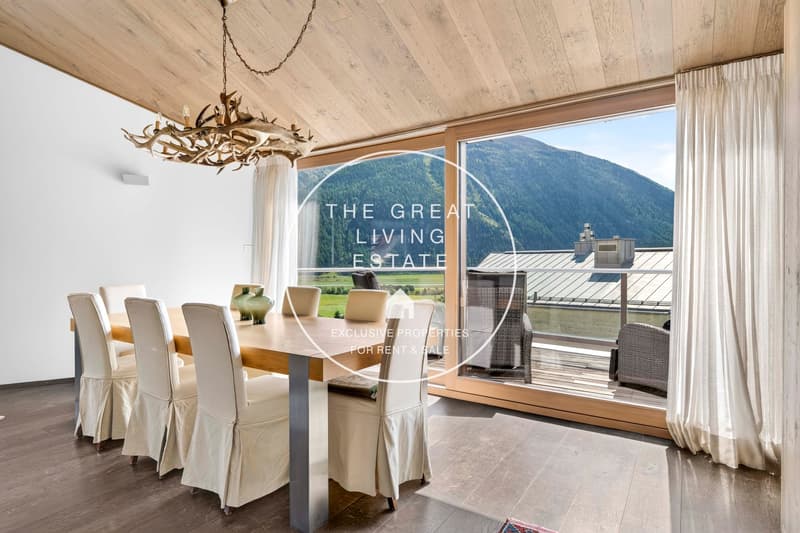 Esclusivo appartamento di 5.5 locali con vista panoramica a Samedan (8)