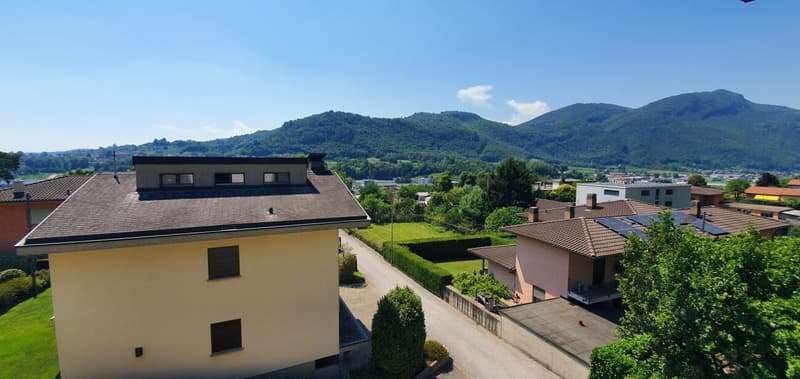 Ampio e ben strutturato con posteggio interno compreso vicino al Fox Town! (9)