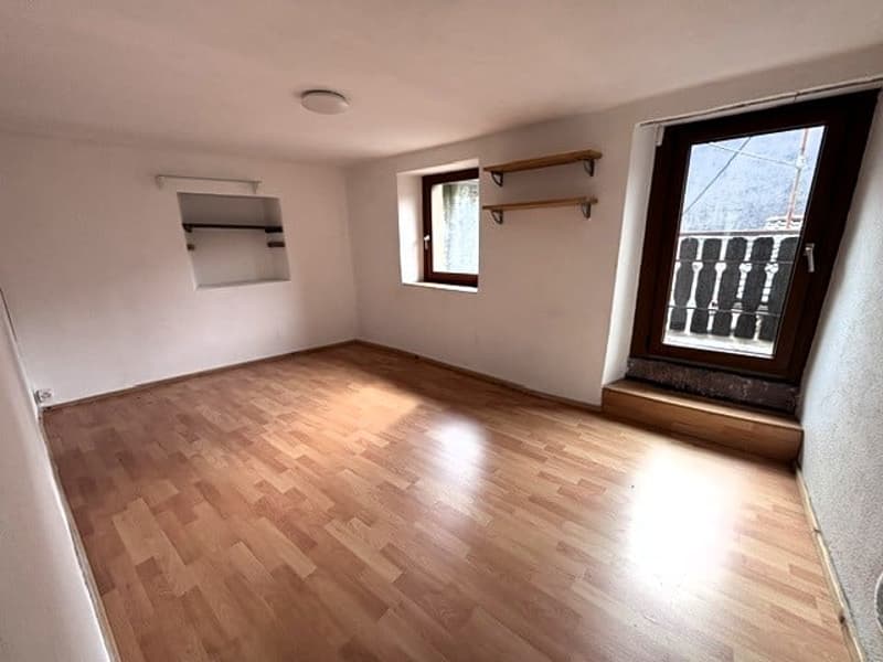 Rustica casa in pietra nel nucleo del paese (6)