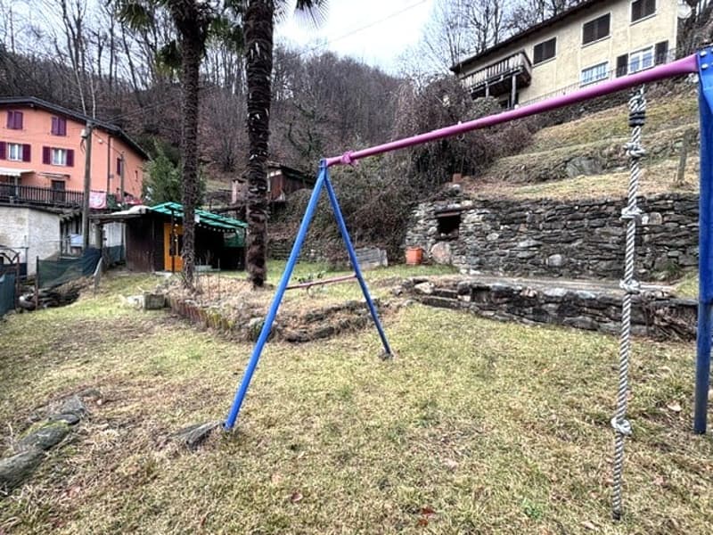 Rustica casa in pietra nel nucleo del paese (4)