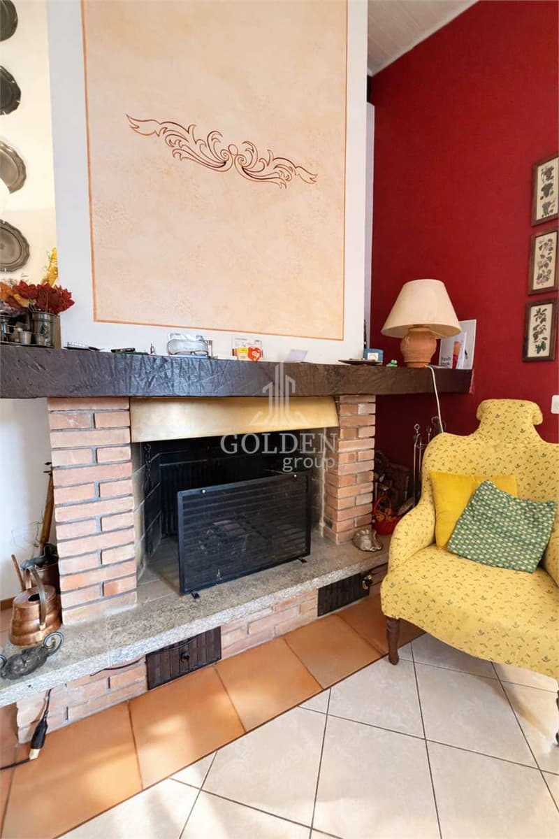 Casa di nucleo con giardino privato e terrazzo a Muzzano (2)