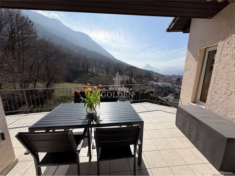 Elegante casa panoramica con vista aperta su Lugano  Cadro (4)