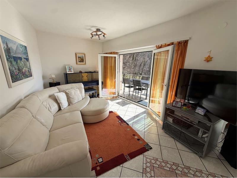 Elegante casa panoramica con vista aperta su Lugano  Cadro (8)