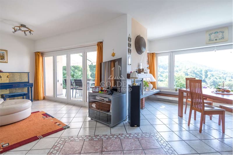 Cadro - Elegante casa unifamiliare con terrazze panoramiche e grande g (8)