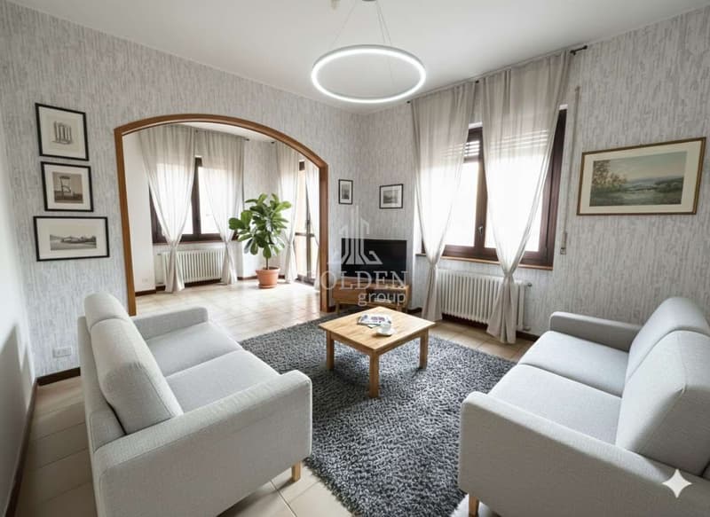 3.5 locali con balcone in posizione centrale - ottimo investimento (2)
