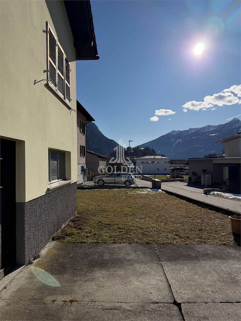Casa unifamiliare con ampio terreno ad Aquila-Blenio (8)