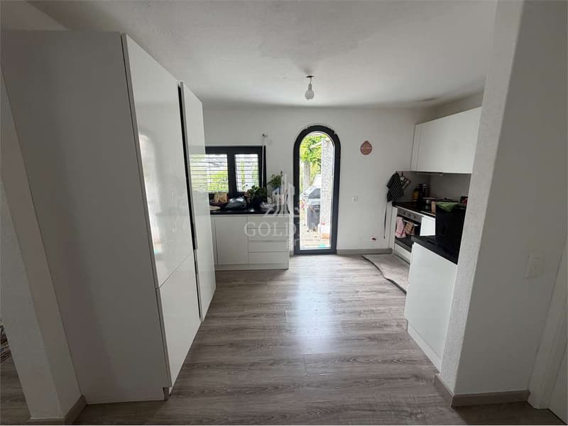 Splendida casa di 5.5 locali con terrazzo panoramico e unità indipende (7)