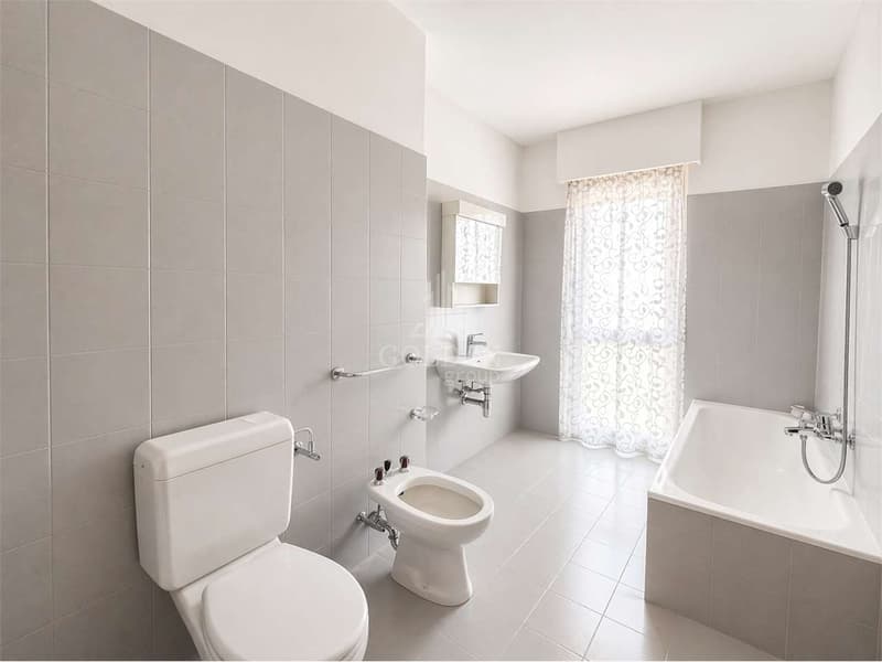 Appartamento i 4.5 locali in palazzina recentemente ristrutturata (9)