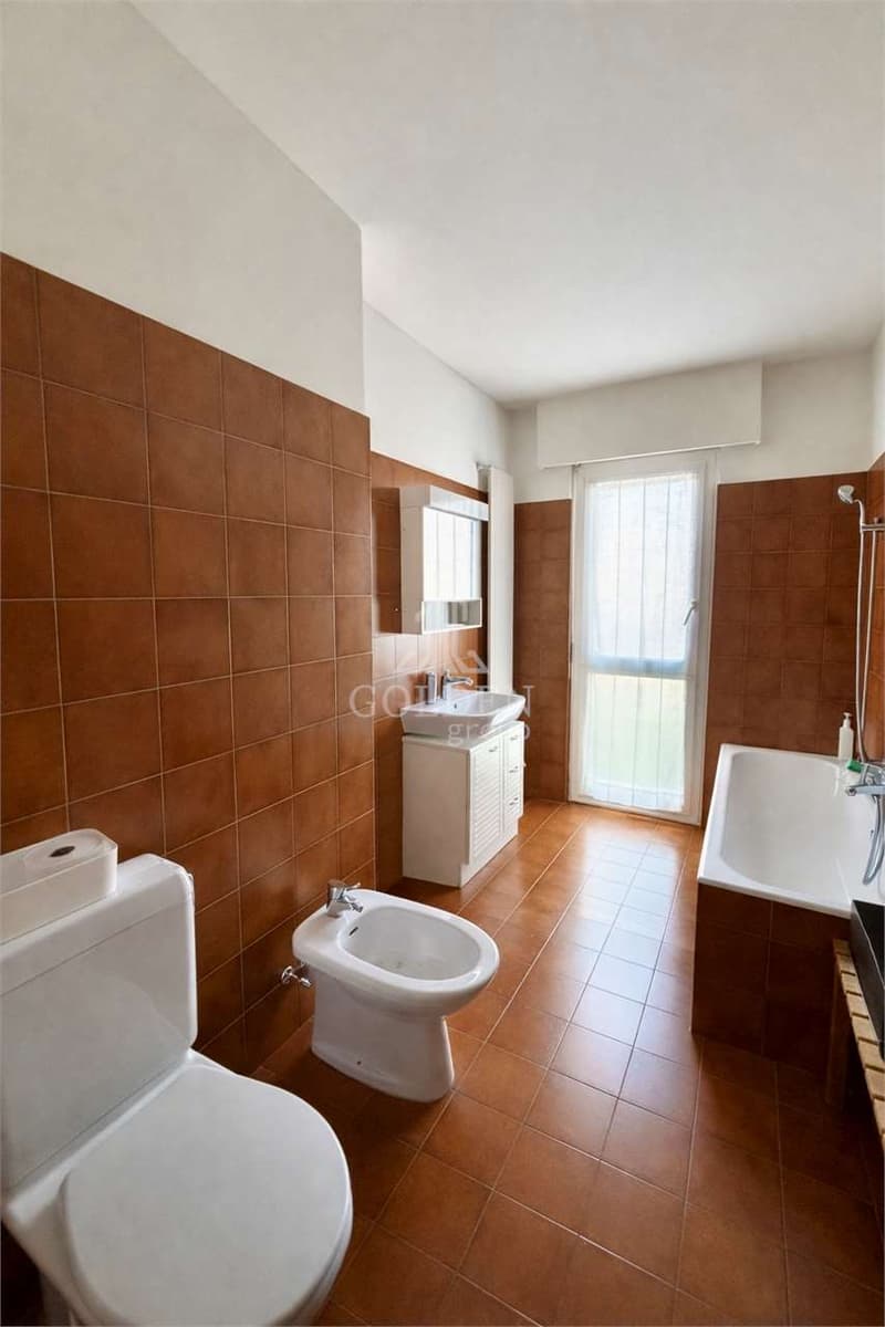 Appartamento di 128mq in palazzina recentemente ristrutturata (6)