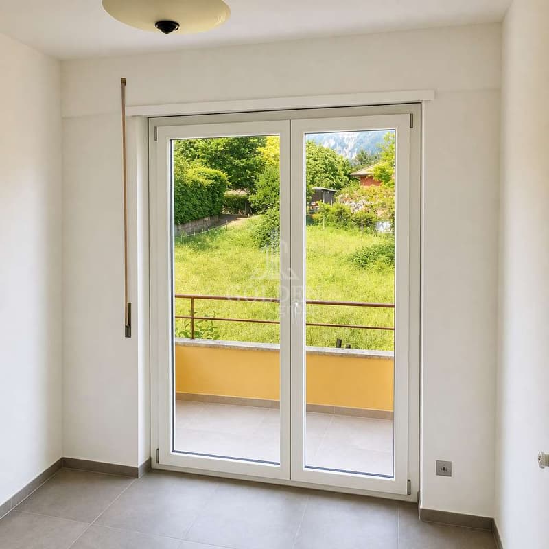 Ampio 4.5 locali ristrutturato con giardino privato a Tremona (8)