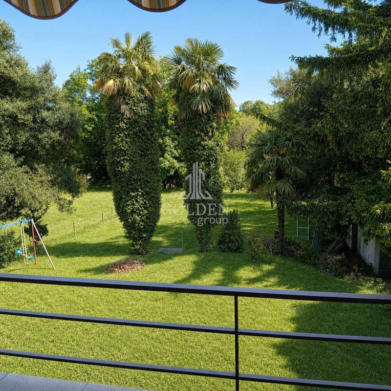 Ampio 4.5 locali ristrutturato con giardino privato a Tremona (12)