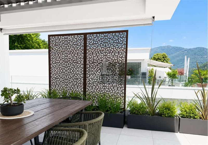Attico con terrazza panoramica e piscina privata (13)