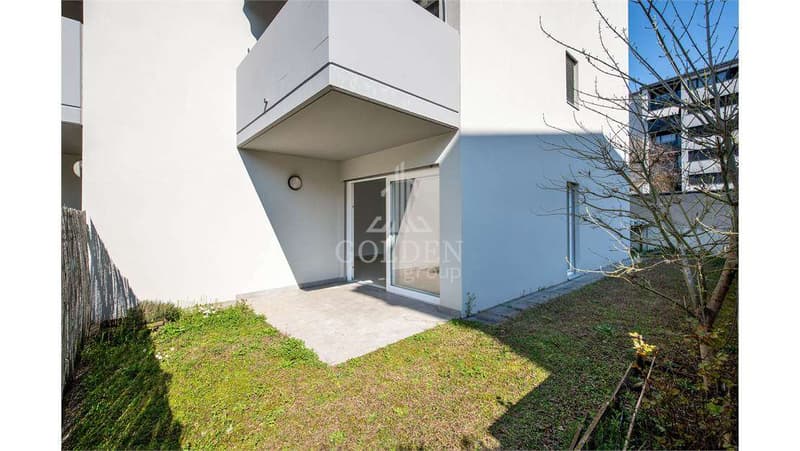 Ampio 2.5 locali con posteggio e giardino privato (1)