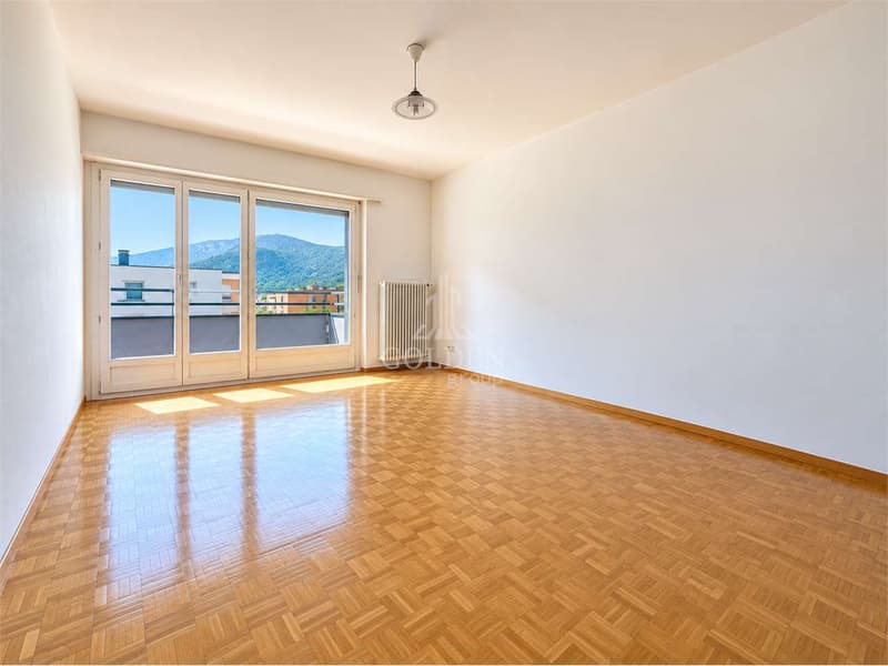3.5 locali con balcone a pochi passi da Piazza Grande (4)