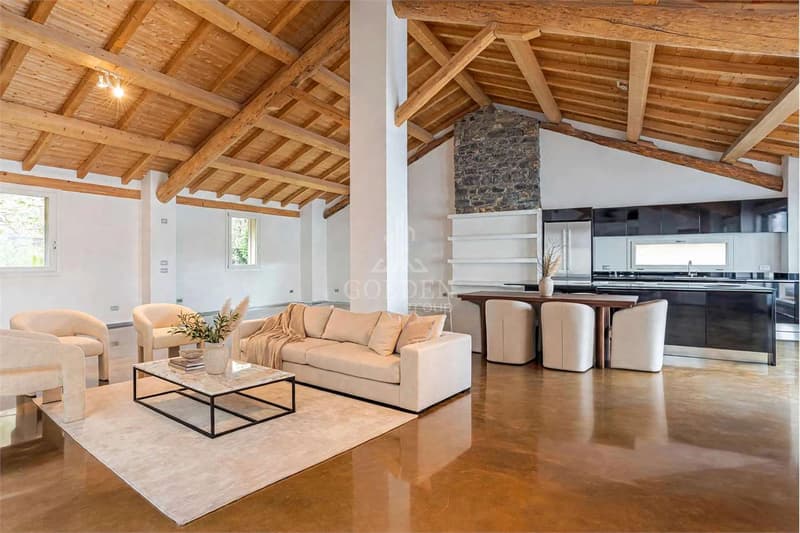 Attico di lusso con terrazzo e giardino | Investimento a reddito 4% (2)