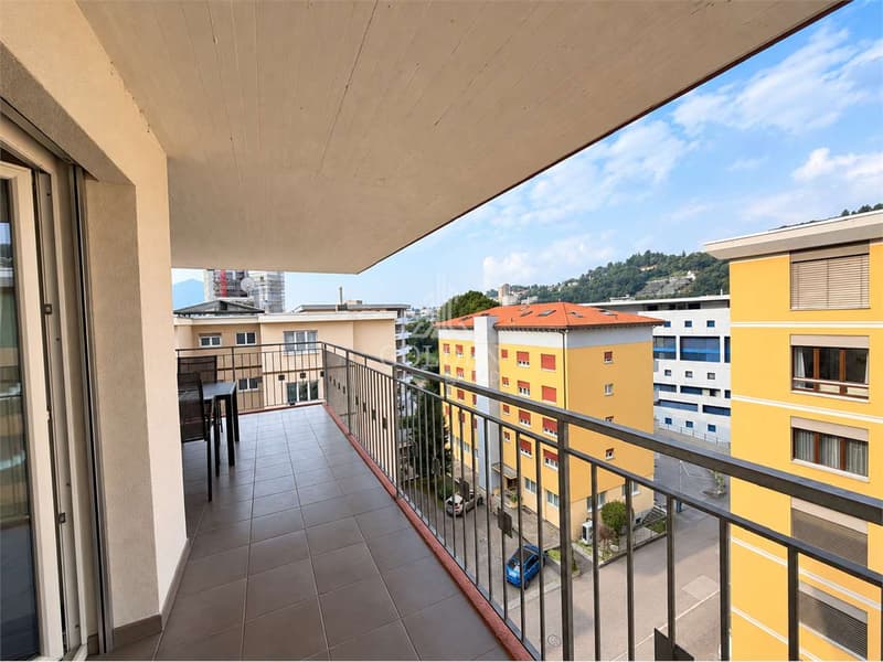 Pregassona: 2,5 locali con balcone, riqualifica esterna inclusa (6)