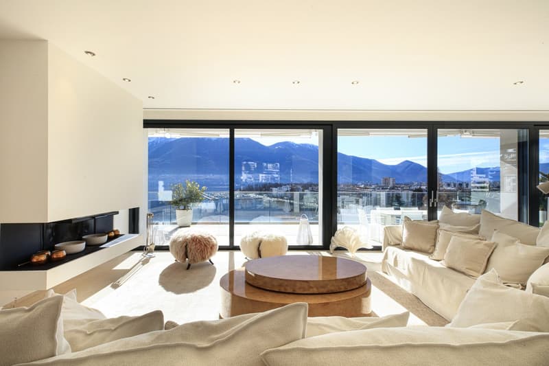 EXKLUSIVE PENTHOUSE MIT FANTASTISCHEM SEEBLICK – ZWEITWOHNSITZ
