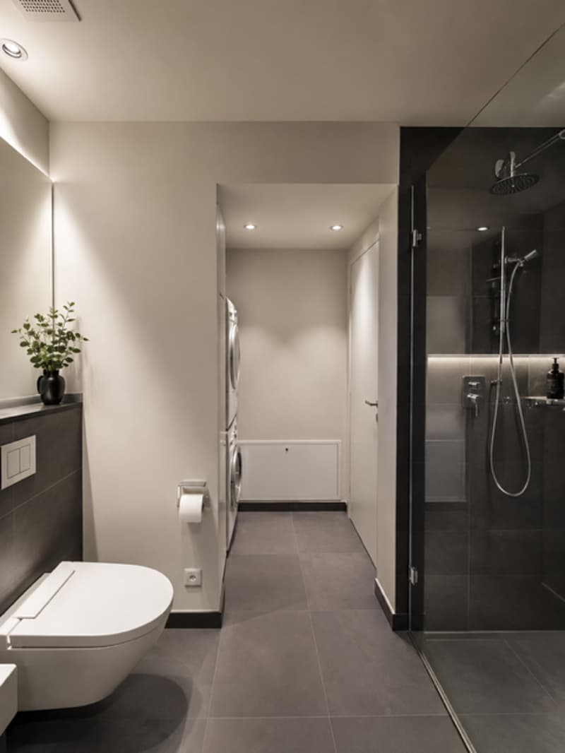Hochwertige 2.5-Zimmer-Wohnung mit grosszügigem Wohnbereich und 10 m² Südwest-Terrasse (7)