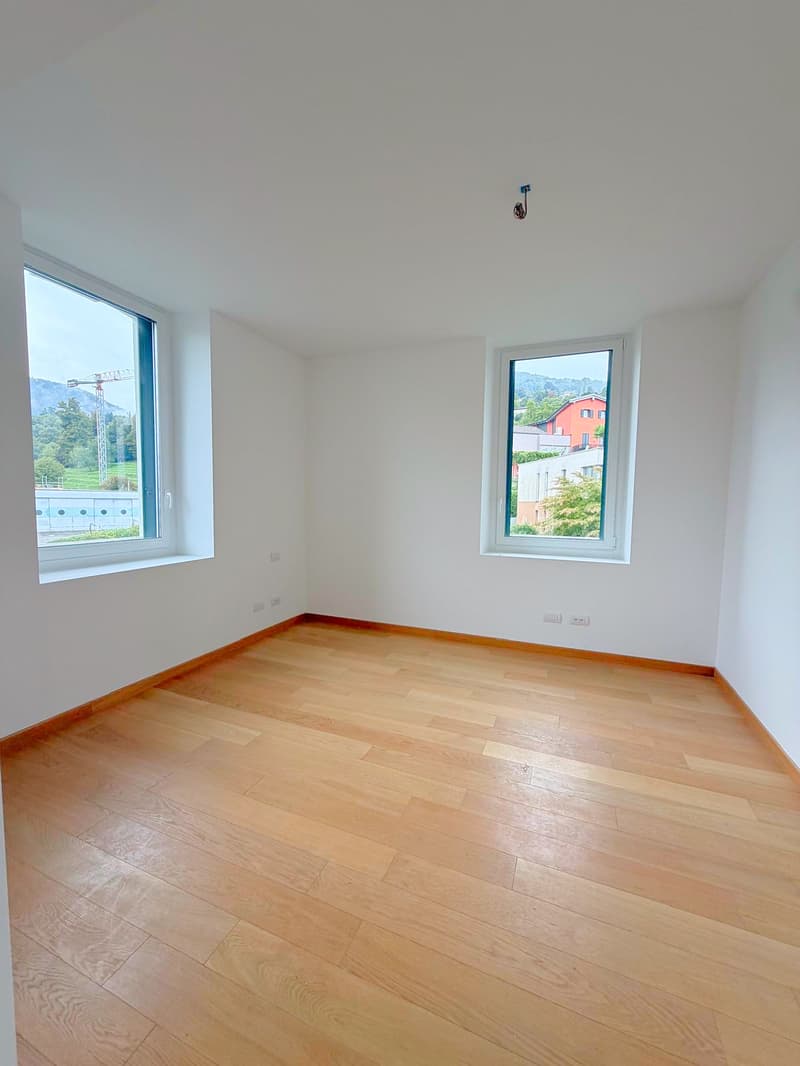 Magliaso – Elegante 2,5 locali con accesso indipendente, giardino e locale aggiuntivo (4)