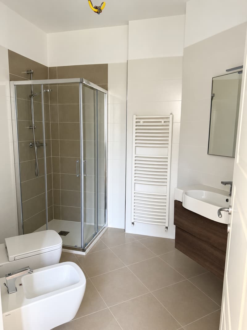 Magliaso – Elegante 2,5 locali con accesso indipendente, giardino e locale aggiuntivo (6)