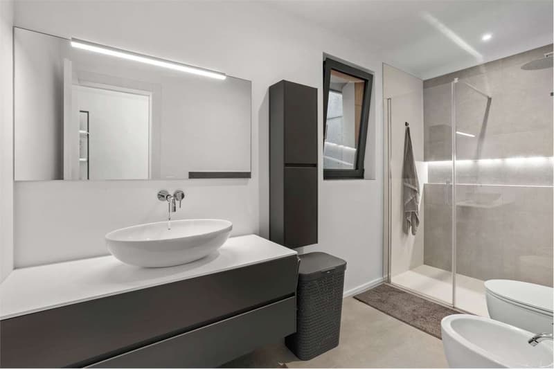 Nuova Villa moderna + 2.5 indipendente | 8 posti auto (9)