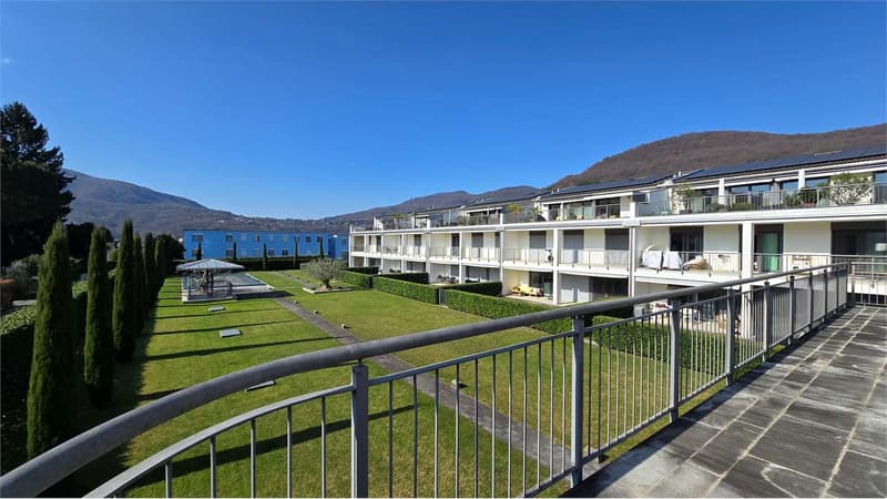 Proprietà d'eccezione - 6,5 locali con piscina e finiture di alto stan (3)