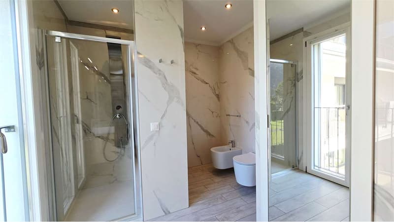 Proprietà d'eccezione - 6,5 locali con piscina e finiture di alto stan (13)