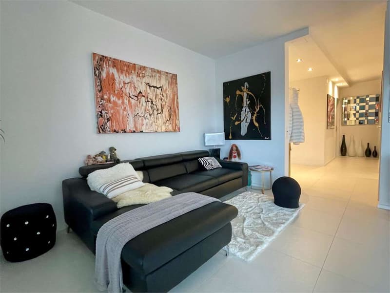 Paradiso - Luminoso 4.5 locali con ampi spazi e finiture moderne (9)