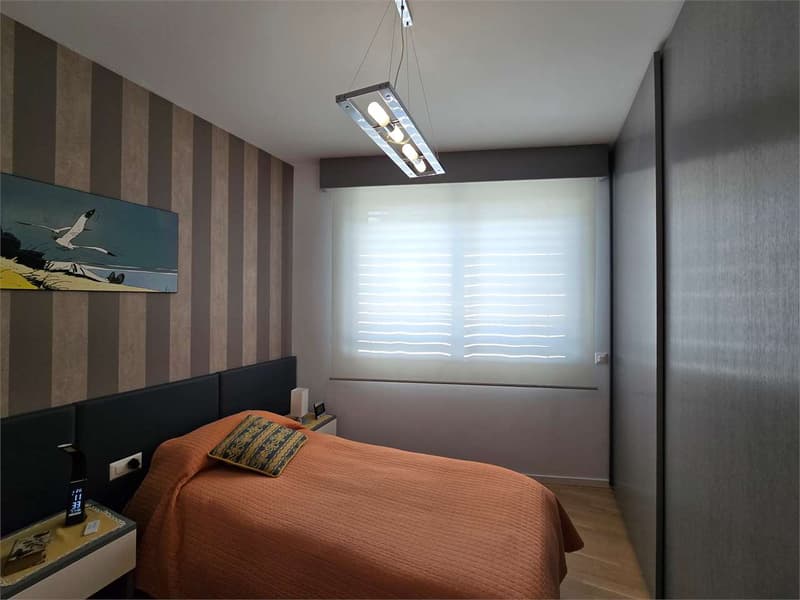Elegante 4.5 con terrazza e lavanderia in casa (11)